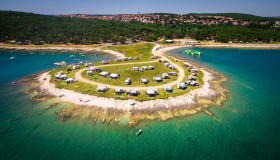 Arena Stupice Camping Homes