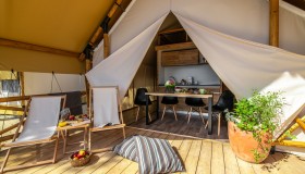 Arena One 99 Glamping - 2018