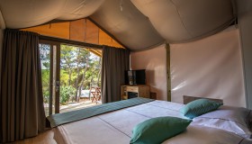 Arena One 99 Glamping - Mini lodge