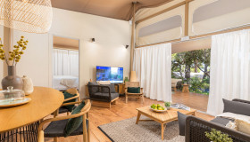 Grand Escape Luxury Suite