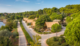 Arena One 99 Glamping_Outdor