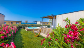 Arena Grand Kažela Camping Homes_Deluxe Camping Villa with private pool