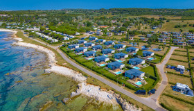 Arena Grand Kažela Camping Homes_Deluxe Camping Villa with private pool