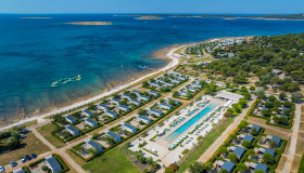Kažela Infinity pool air_01
