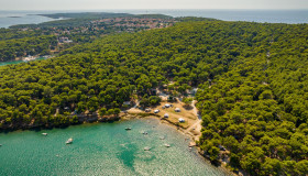 Tašalera Campsite Air_01