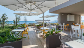 Captains Bar