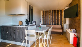 Arena Grand Kažela Camping Homes_Camping Home Green