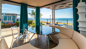 Arena Grand Kažela Camping Homes_Camping Villa 1st row to the sea
