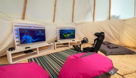 Arena One 99 Glamping Kids Club