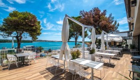 Arena One 99 Glamping - Restaurant The One