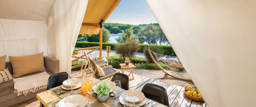 Arena One 99 Glamping