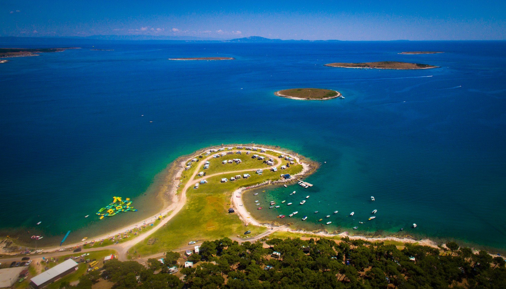 Arena Stupice Camping Kamperen In Premantura